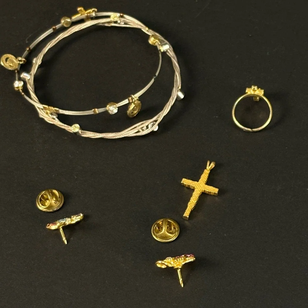 Vintage Christian Jewelry Set Girls OS Gold Cross Angel Communion Pins Ring